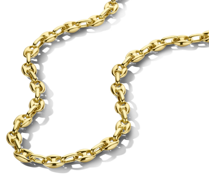 14 karaat massief Geelgouden koffieboon collier met een draaglengte van 43cm. Het collier is uitgevoerd met een karabijn sluiting. De schakelbreedte is 4,9 mm.